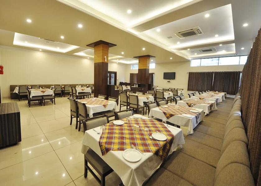 Maharashtra Kolhapur Food & Dining