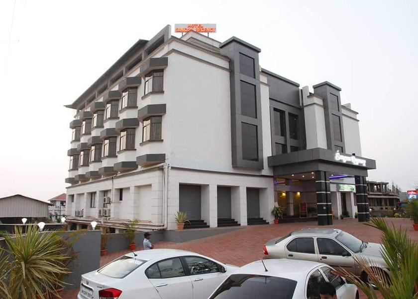 Maharashtra Ratnagiri Hotel Exterior