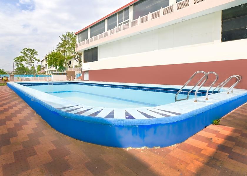 Rajasthan Jaipur Outdoor pool