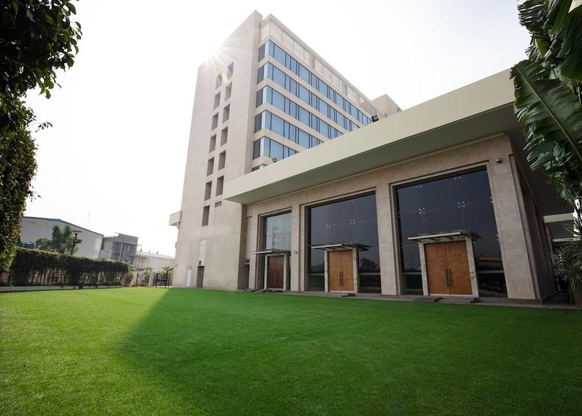 Maharashtra Pune Property grounds
