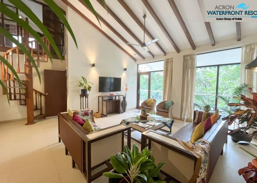 Goa Baga Public Areas