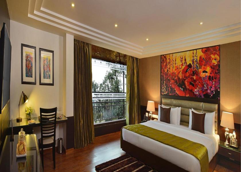 Himachal Pradesh Dharamshala Deluxe Room