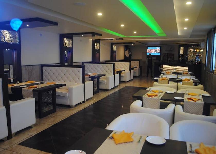Uttar Pradesh Moradabad Food & Dining