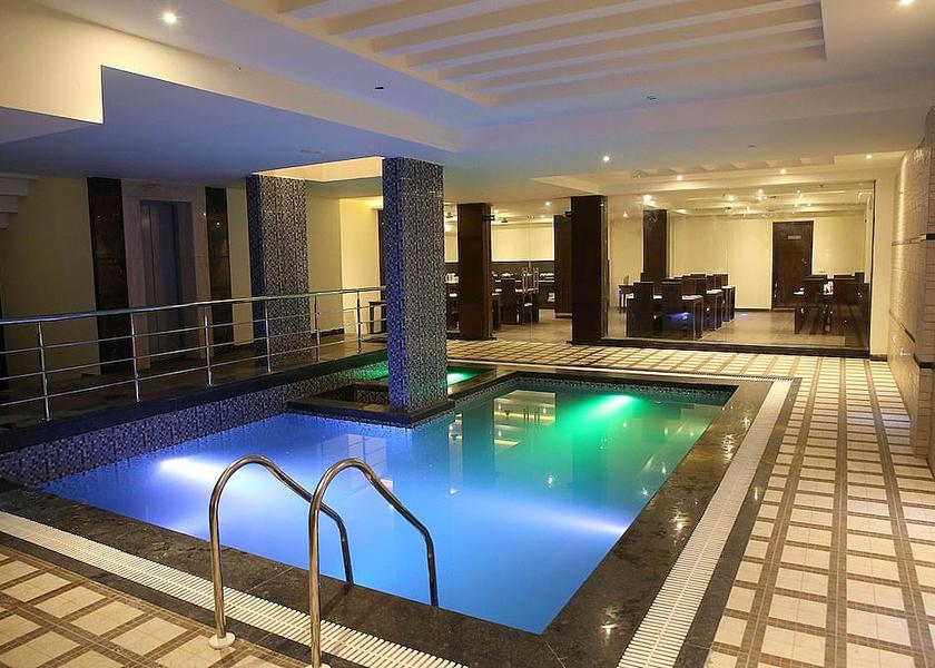 Uttar Pradesh Agra Pool