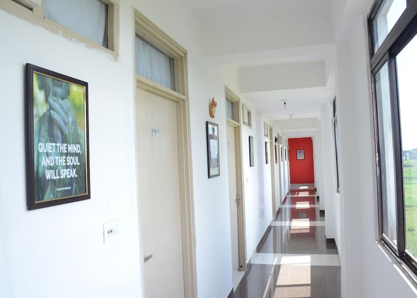 Bihar Bodh Gaya Hallway
