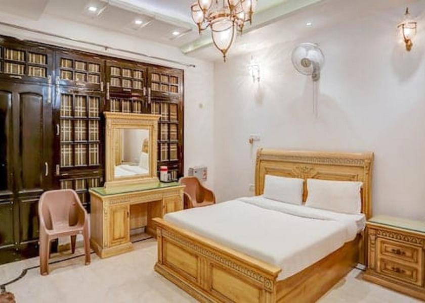 Uttar Pradesh Lucknow Deluxe AC