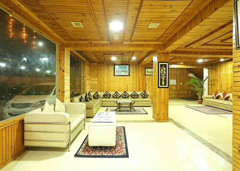 Jammu and Kashmir Patnitop Public Areas