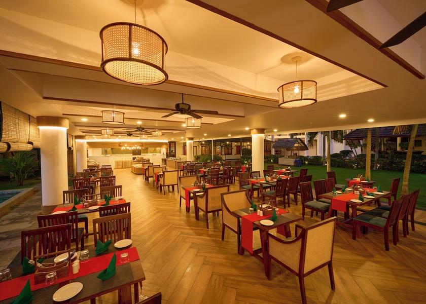 Kerala Kumarakom Dining