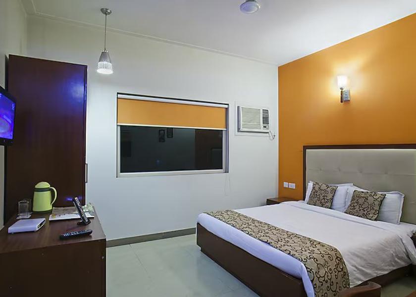Uttar Pradesh Agra Deluxe Room