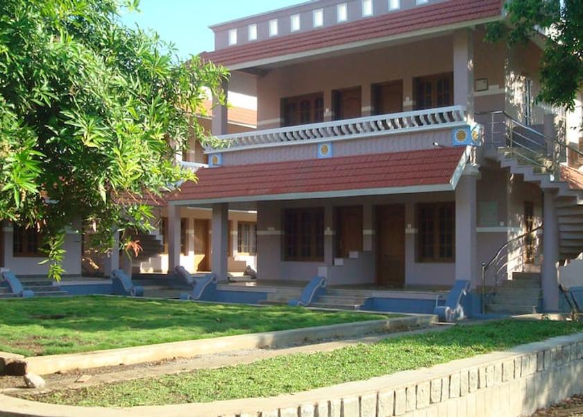 Tamil Nadu Courtrallam Overview