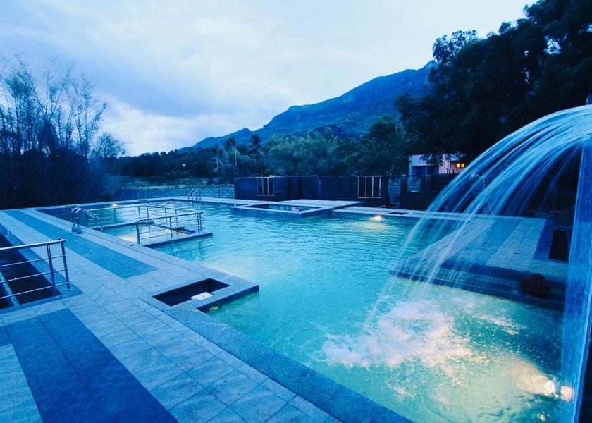 Tamil Nadu Courtrallam Hotel View