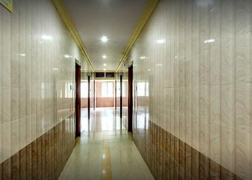 Karnataka Murdeshwar Public Areas