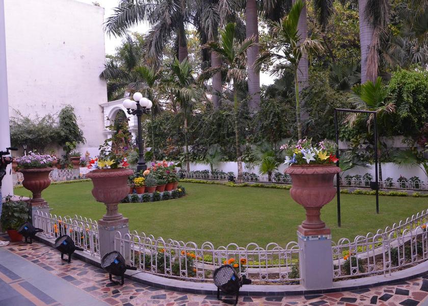 Uttar Pradesh Prayagraj Garden