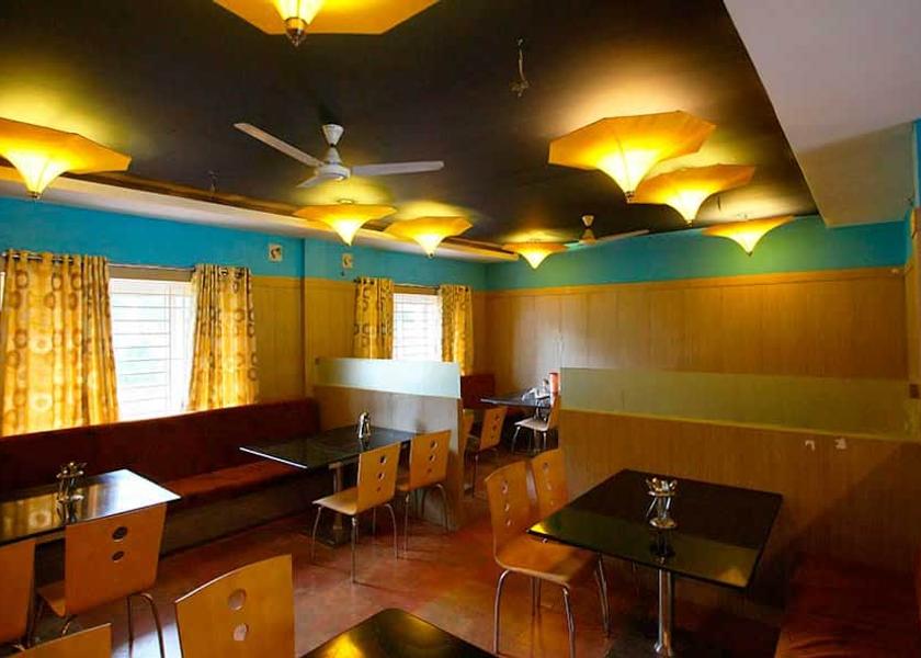 Tamil Nadu Yelagiri Restaurant