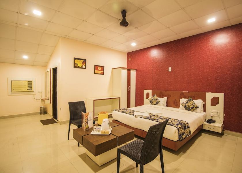 Madhya Pradesh Pachmarhi Room
