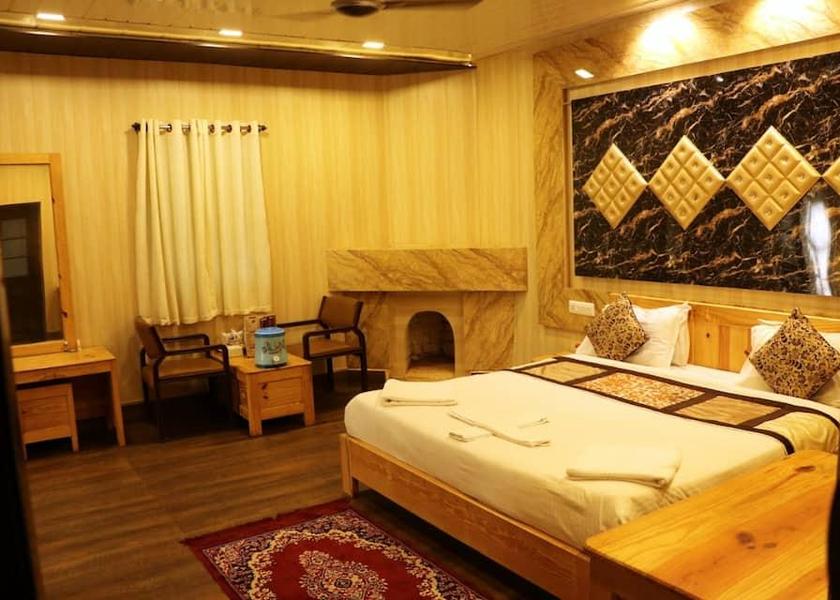 Madhya Pradesh Pachmarhi Royal Suite