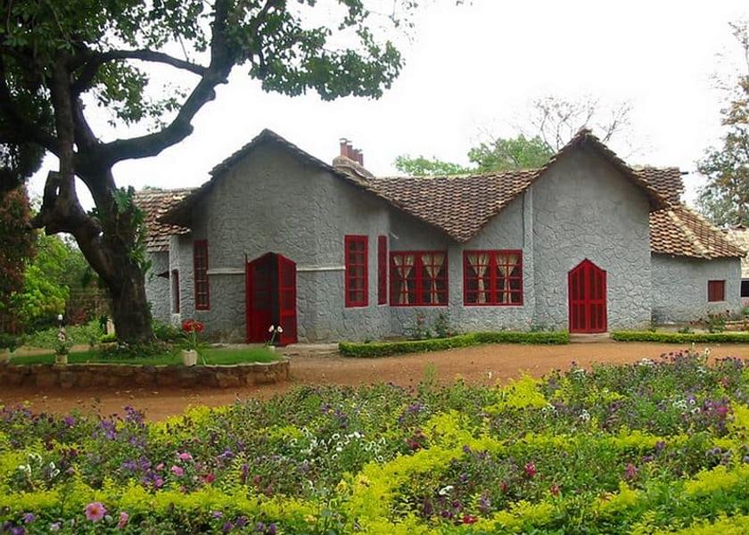 Madhya Pradesh Pachmarhi Overview