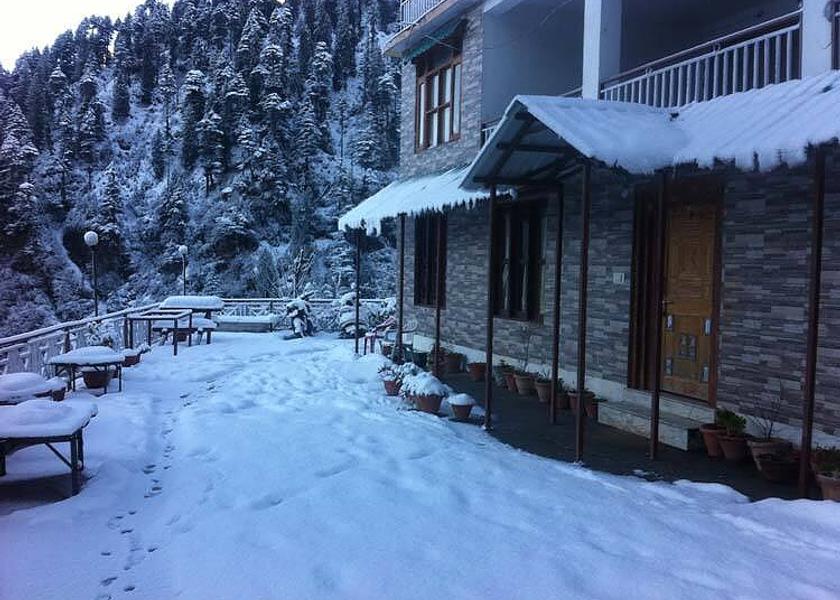 Himachal Pradesh Manali Hotel Exterior