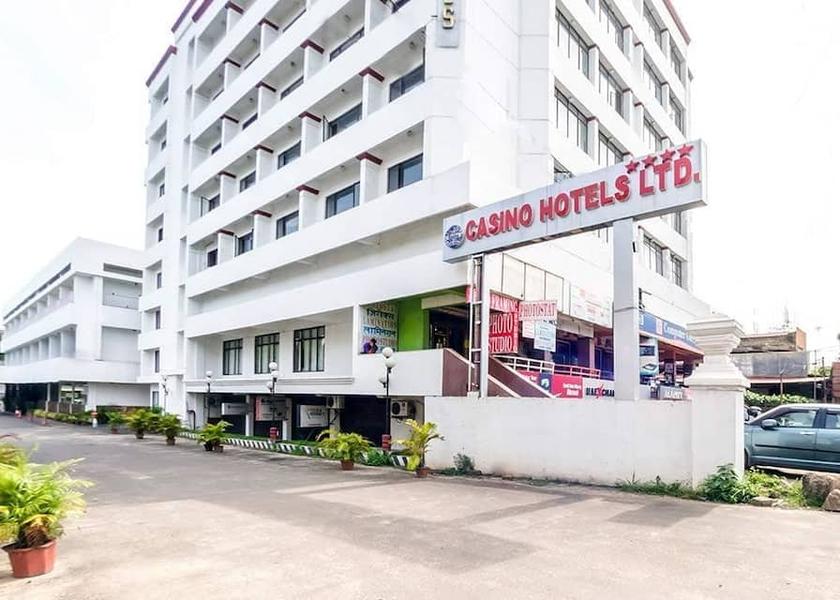 Kerala Thrissur Hotel Exterior
