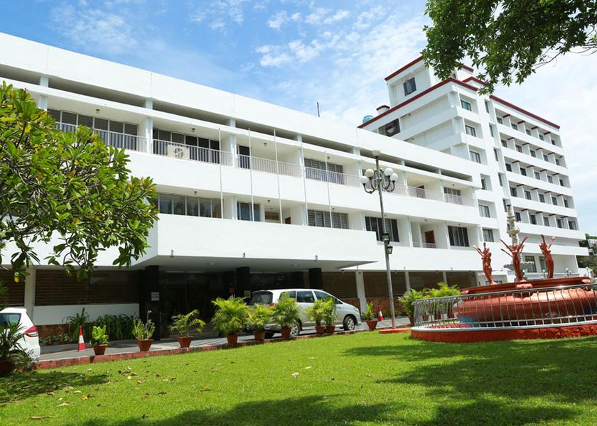 Kerala Thrissur Hotel Exterior