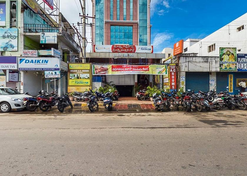 Andhra Pradesh Visakhapatnam Hotel Exterior