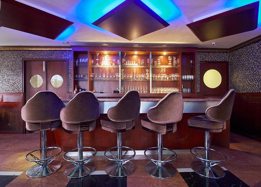 Kerala Kadinamkulam Bar