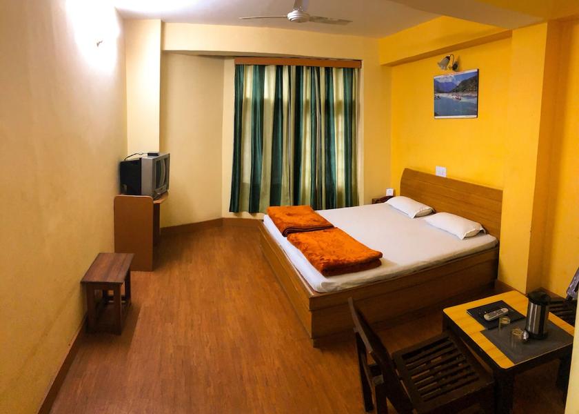 Himachal Pradesh Kullu Room