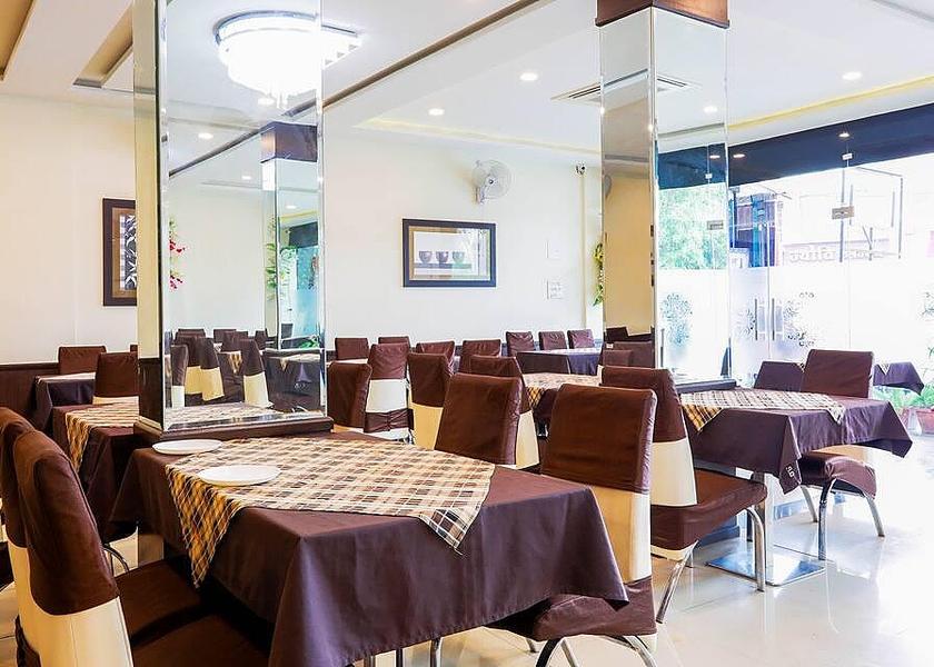 Madhya Pradesh Indore Food & Dining