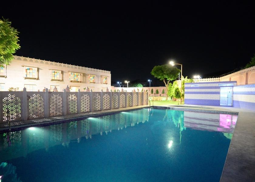 Rajasthan Jaipur Outdoor pool