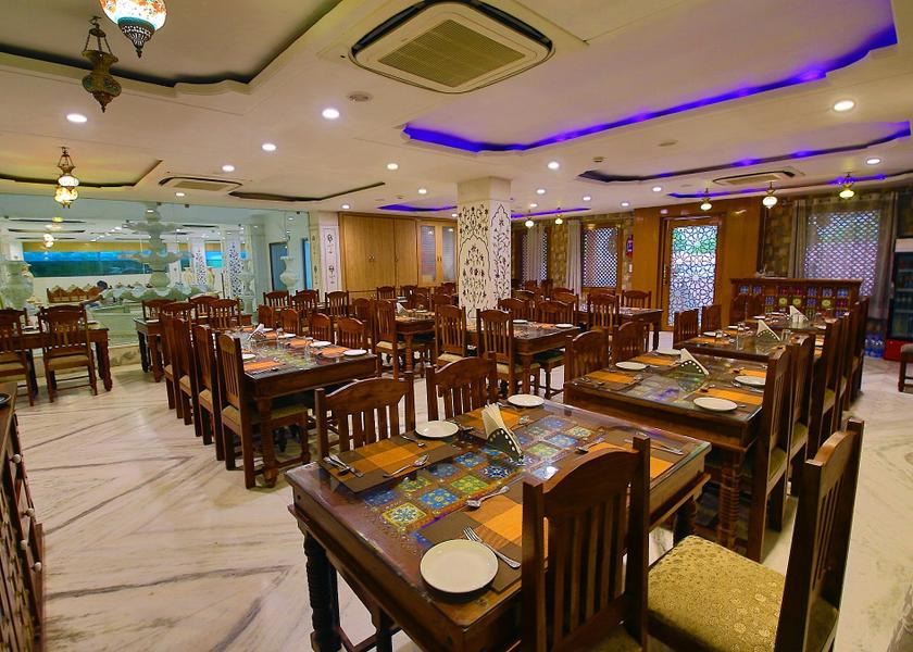 Rajasthan Jaipur Food & Dining