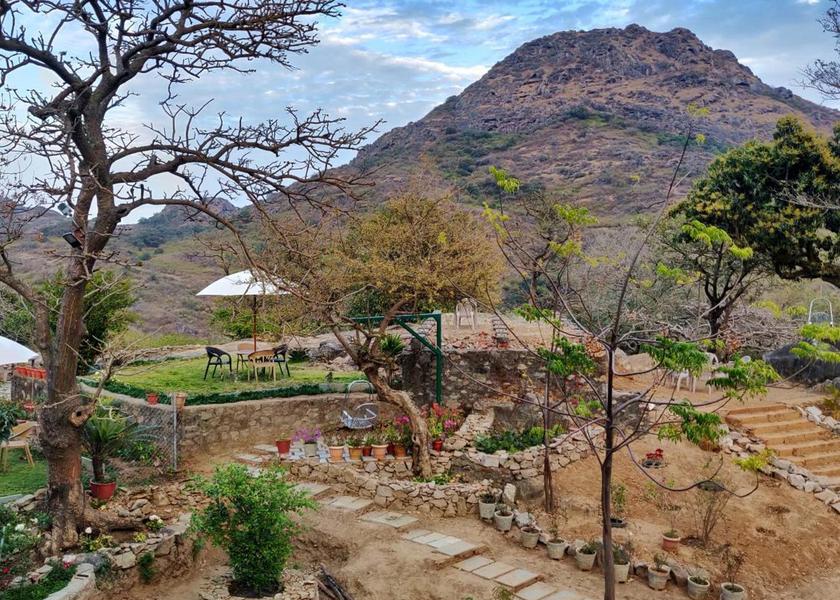 Rajasthan Mount Abu Food & Dining