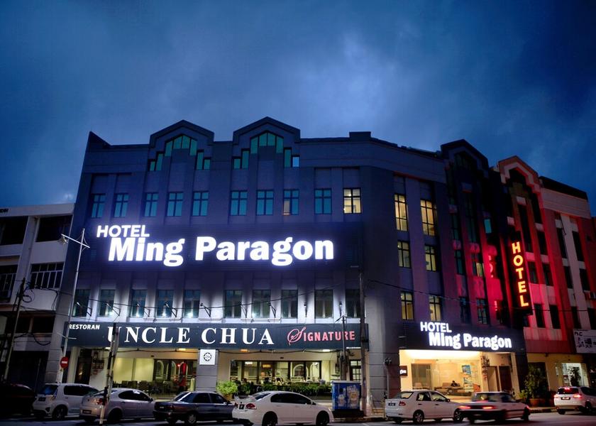 Terengganu Kuala Terengganu Front of property - evening/night