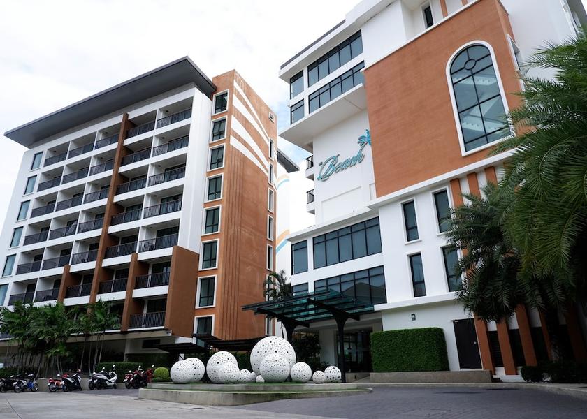 Phuket Karon Exterior Detail
