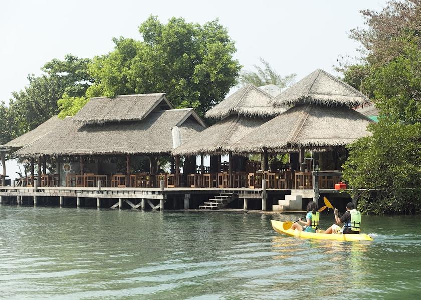 Trat Province Ko Kood Kayaking
