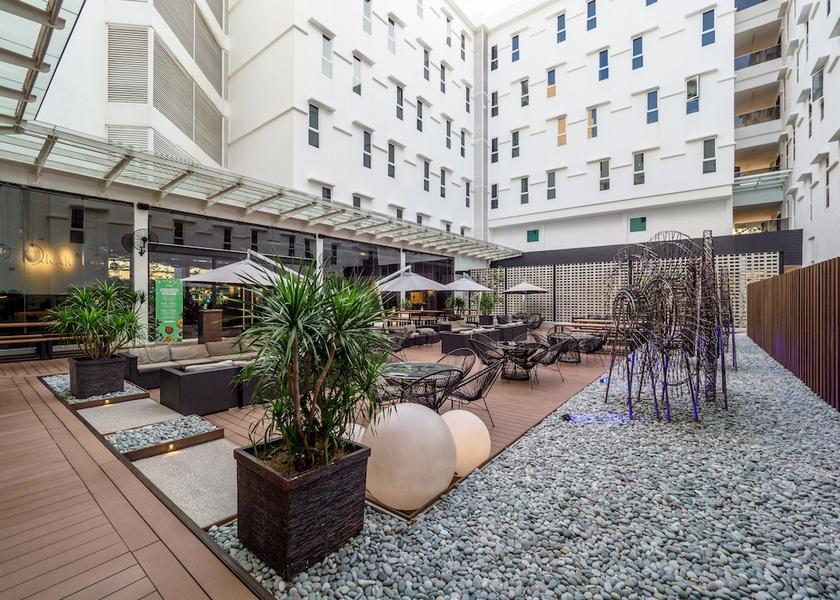 Selangor Sepang Courtyard