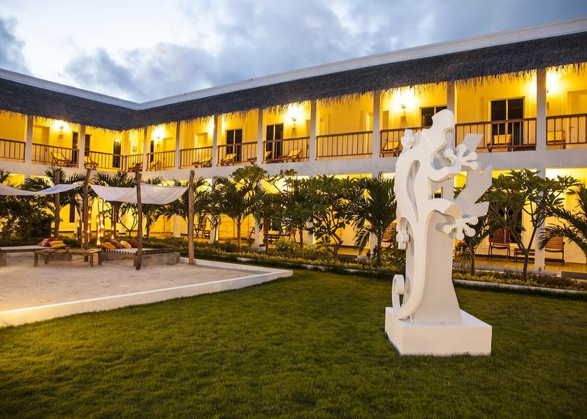 MV Maldives Exterior Detail