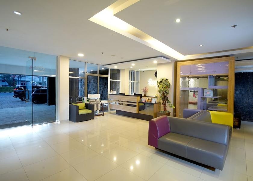 Special Region of Yogyakarta Yogyakarta Lobby sitting area