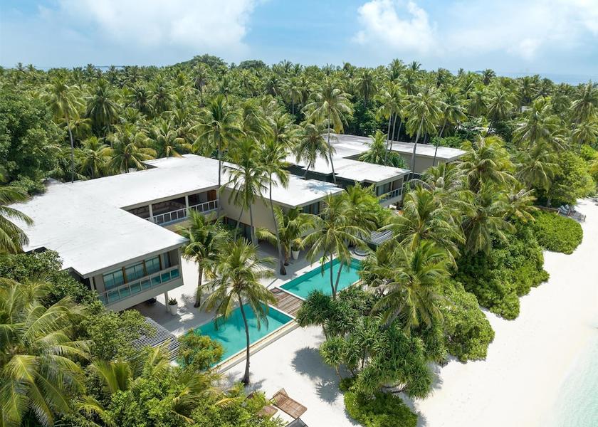 MV Maldives Exterior