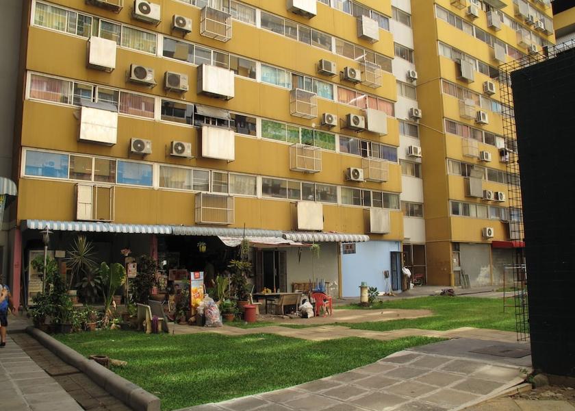 Bangkok Pak Kret Exterior Detail