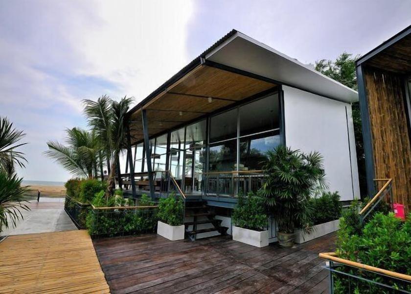 Chonburi Province Sattahip Exterior Detail