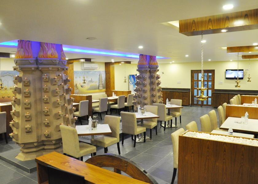 Maharashtra Shirdi Food & Dining