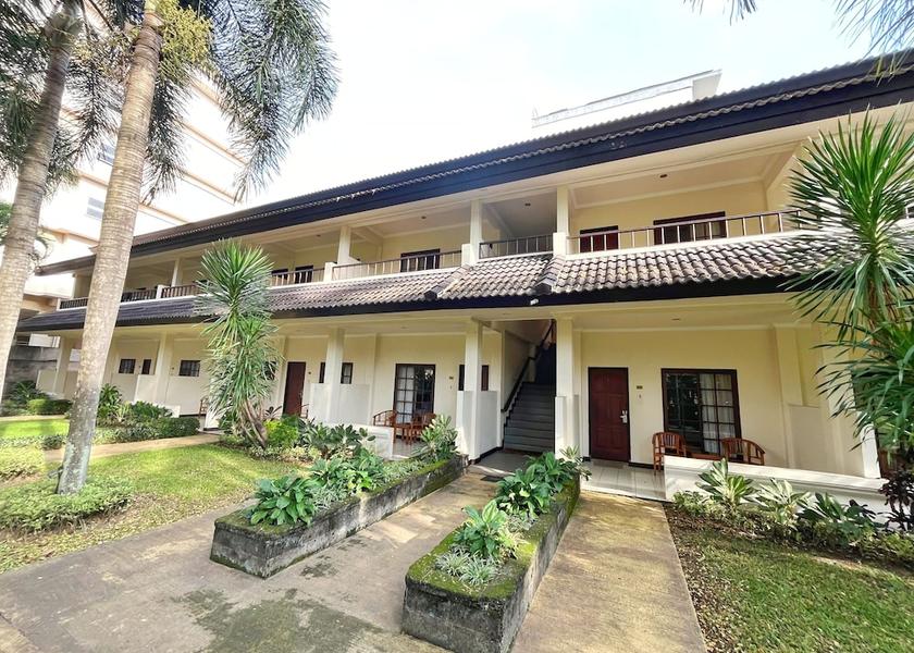 West Nusa Tenggara Mataram Terrace/patio