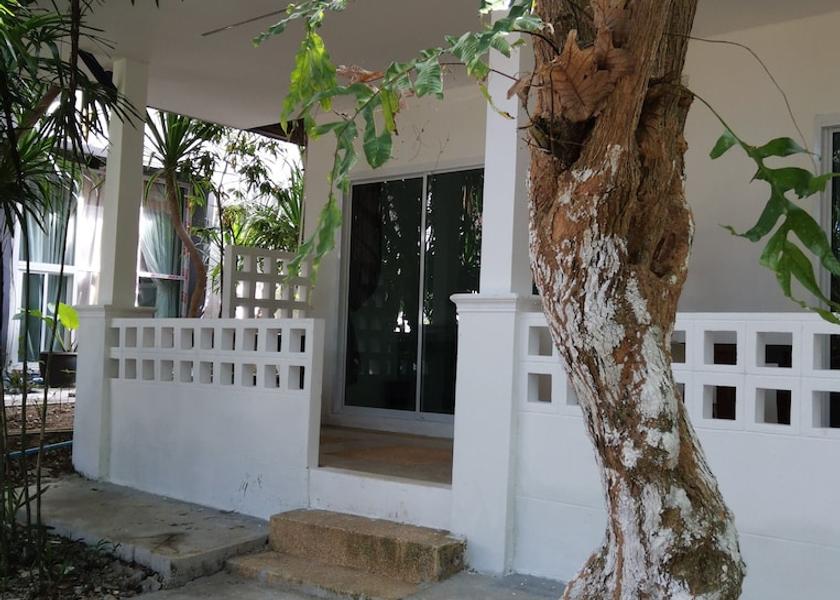 Krabi Province Ko Lanta Terrace/patio