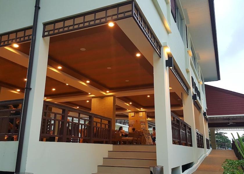 Krabi Province Ko Phi Phi Interior entrance