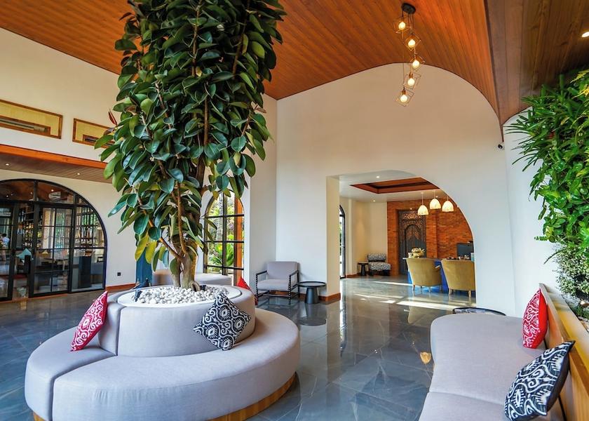Bali Seminyak Lobby sitting area