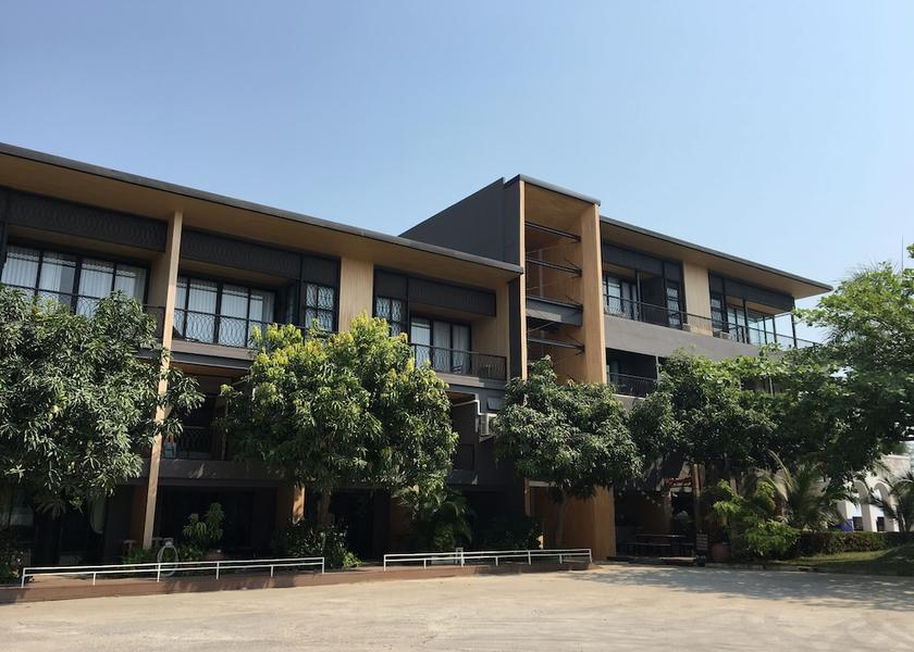 Prachuap Khiri Khan Cha-am Facade