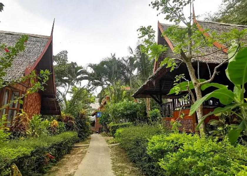 Krabi Province Ko Phi Phi Hotel Exterior