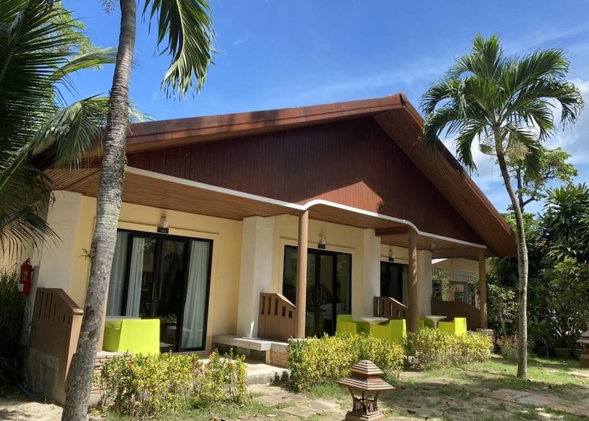 Krabi Province Ko Phi Phi Terrace/patio