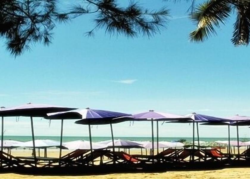 Prachuap Khiri Khan Cha-am Beach