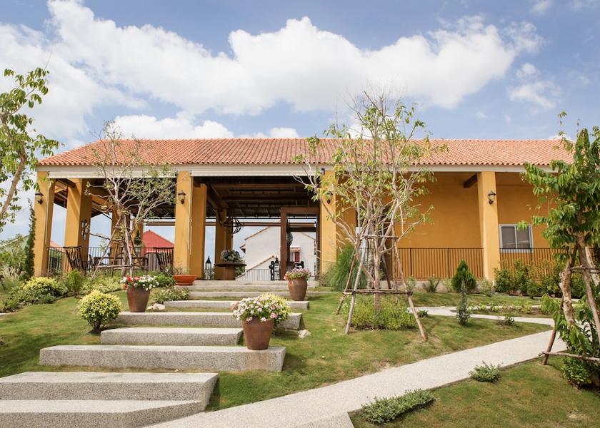 Prachuap Khiri Khan Cha-am Interior Entrance